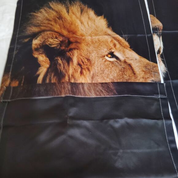 2 Panels Lion Graphic Curtains On Black Background, 42"W x 40"L (Excludes Rings) - Picture 5 of 6